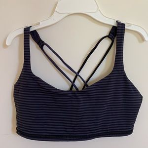 Lululemon free to be bra